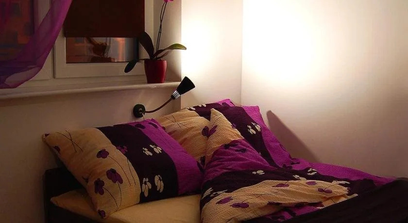Very Berry Hostel
