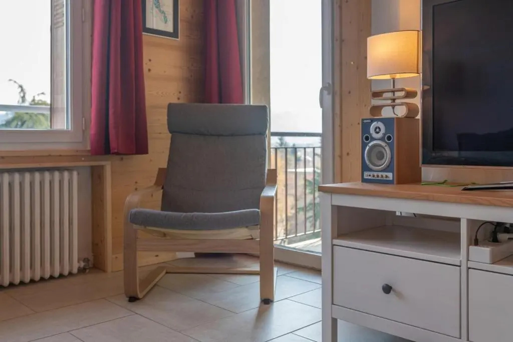Apartment rated 3 stars for 4 people near the city center