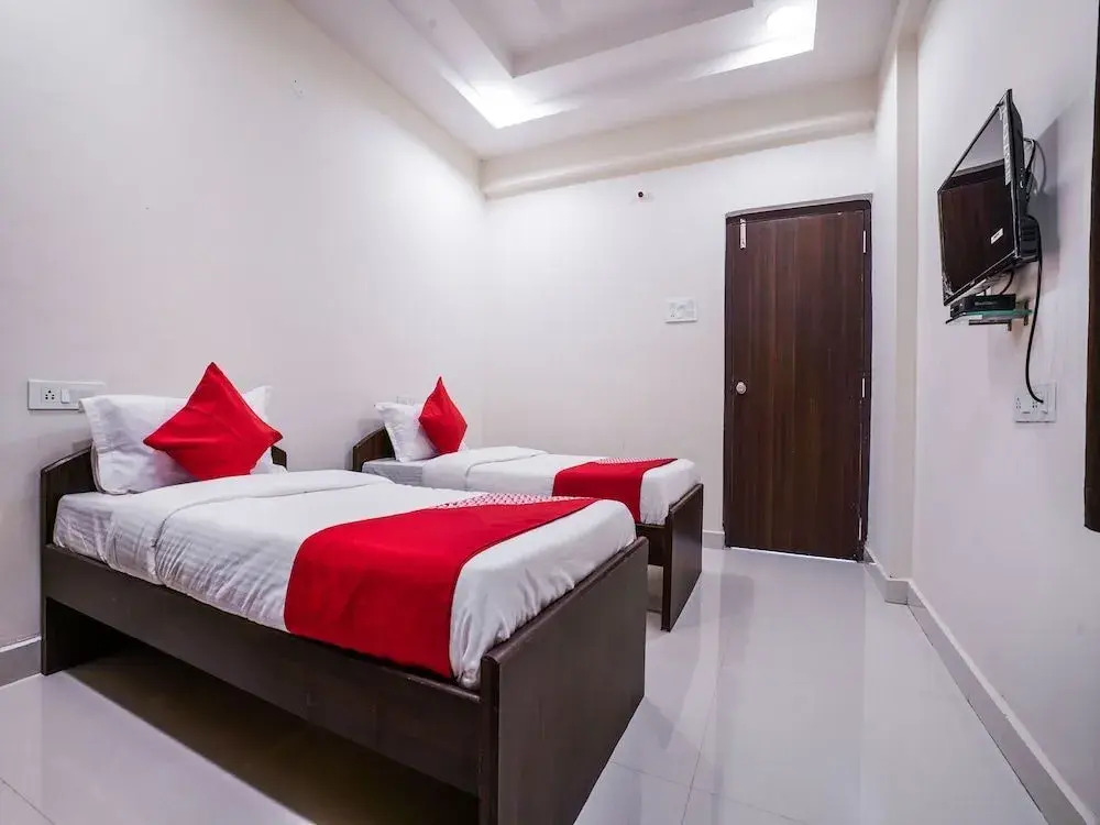 Jaswitha Homes By OYO Rooms