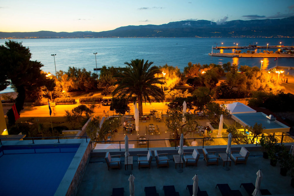 Hotel Osam