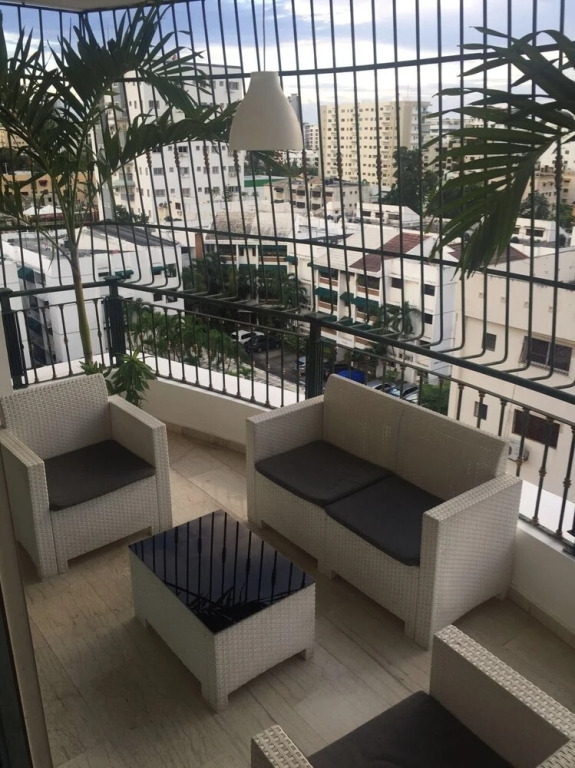 360 panoramic view apt