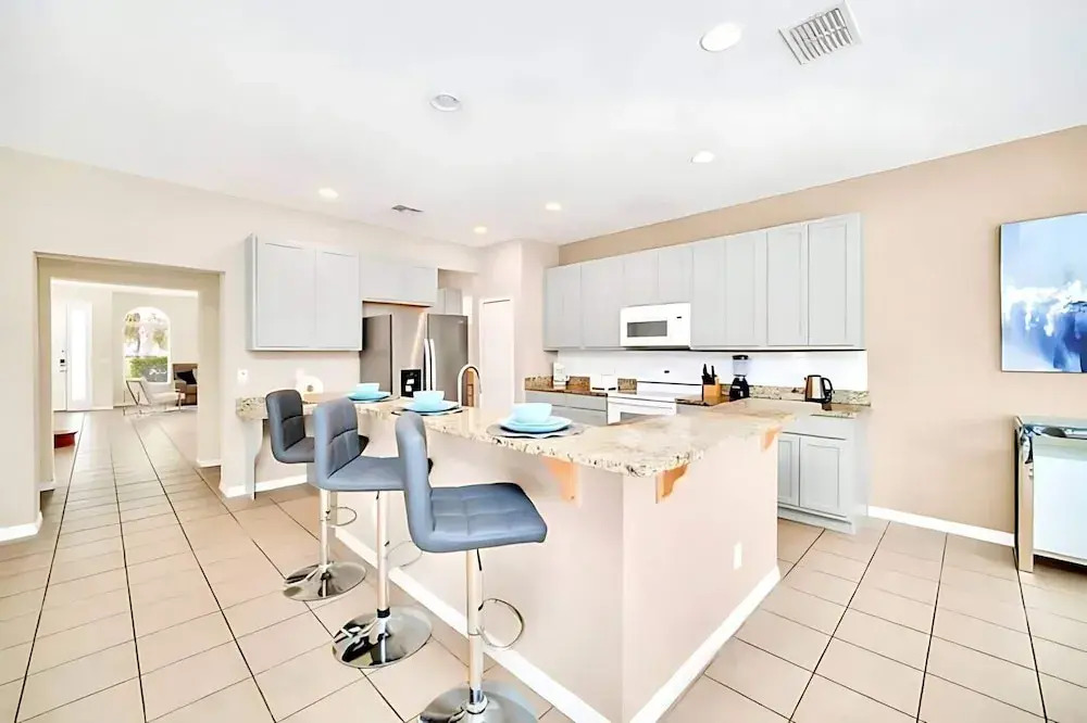 Bella Vida House With Pool and Games - Near Disney!