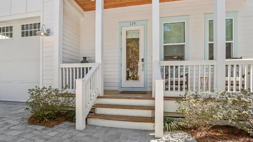 30A Luxury Beach Home Beach Please, Private Heated Pool, 4 NEW Bikes, Walk to the Beach!