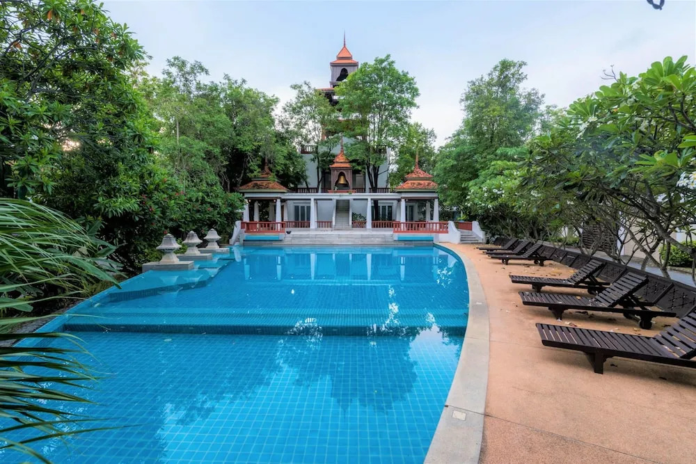 Tropical Garden Paradise Villa