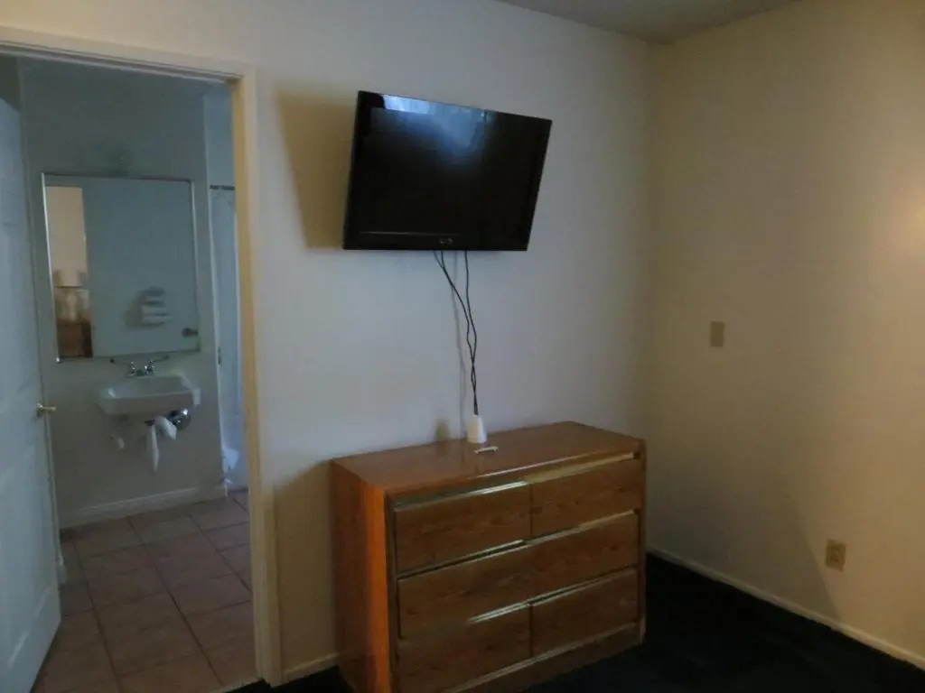 Jet Inn