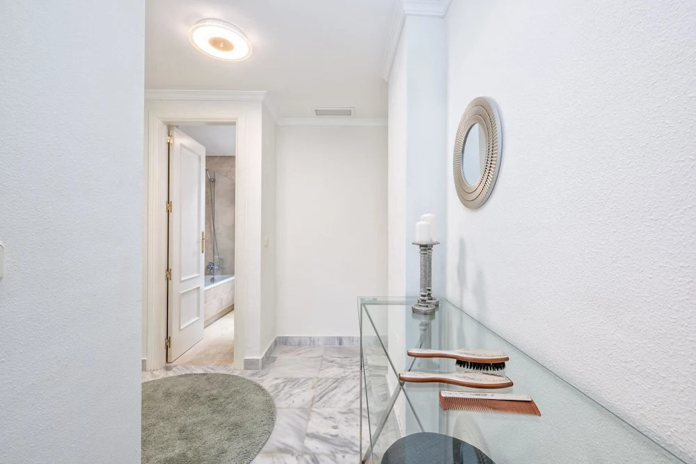 Dama de Noche - 4BR Garden Apartment in Puerto Banus