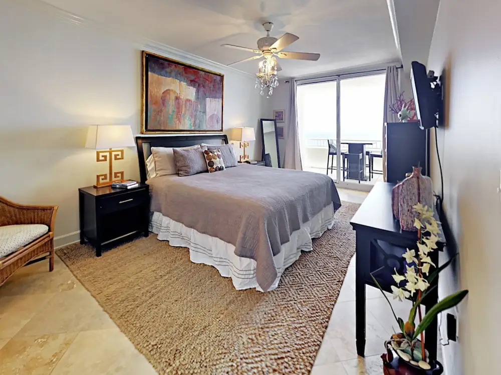 375 Beach Club Trail Condo Unit B1903 4 Bedrooms 4.5 Bathrooms Condo