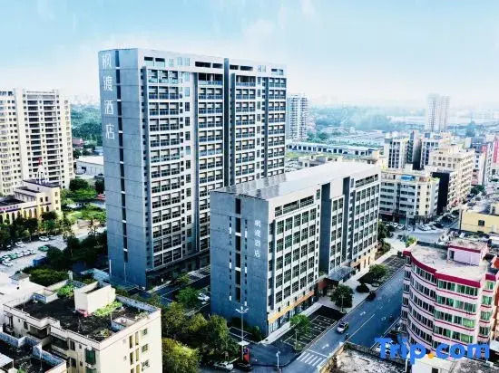 Qingyuan Qingcheng Station Shunying Times Square Fengdu Hotel
