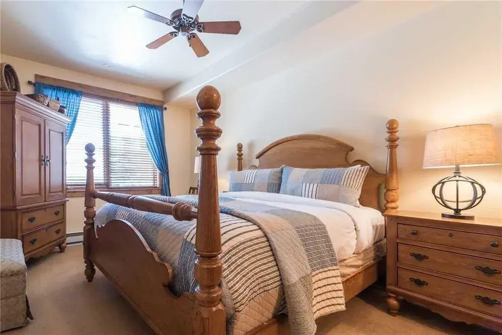 3306 Champagne Lodge, Trappeur's Crossing Apartment 2