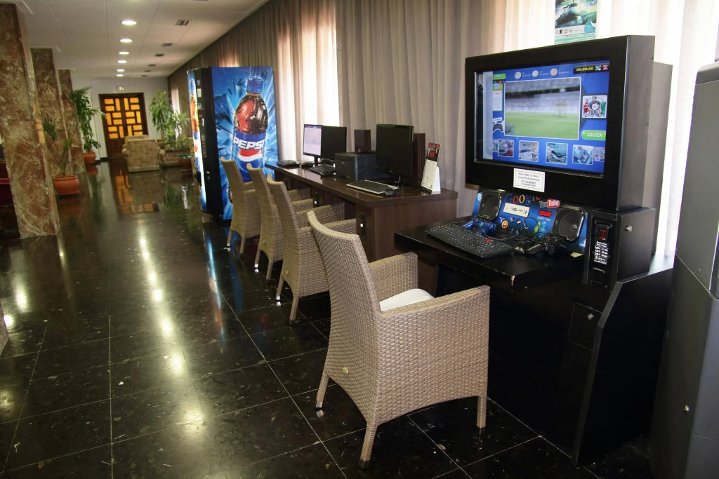 Hotel Tropical