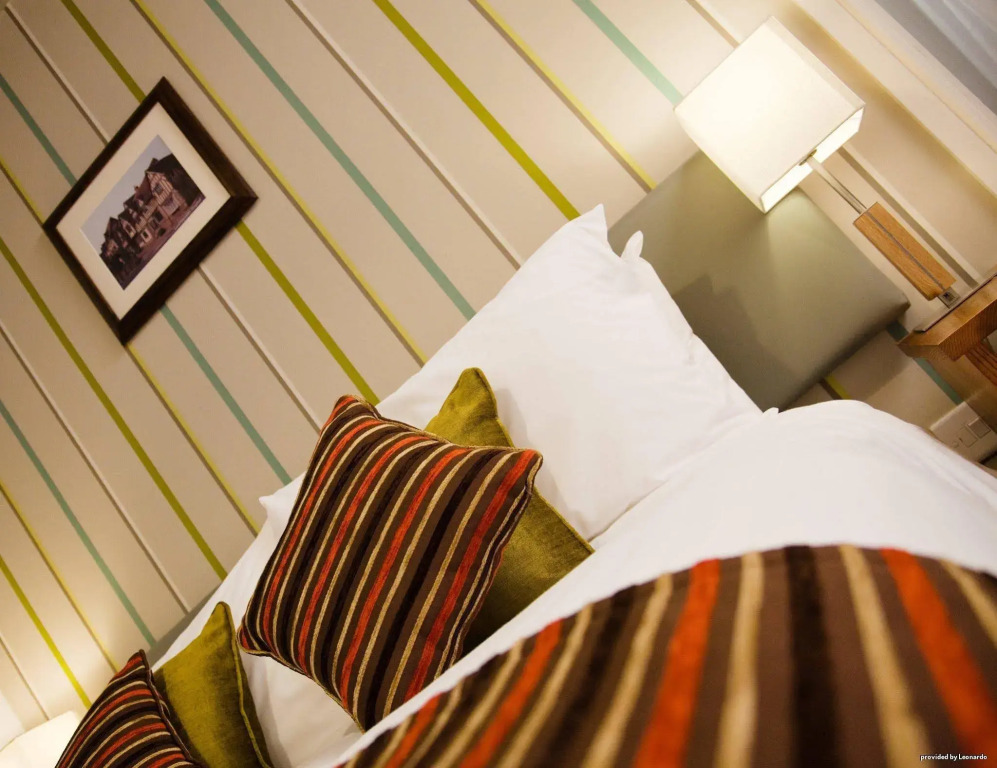 Henley Hotel