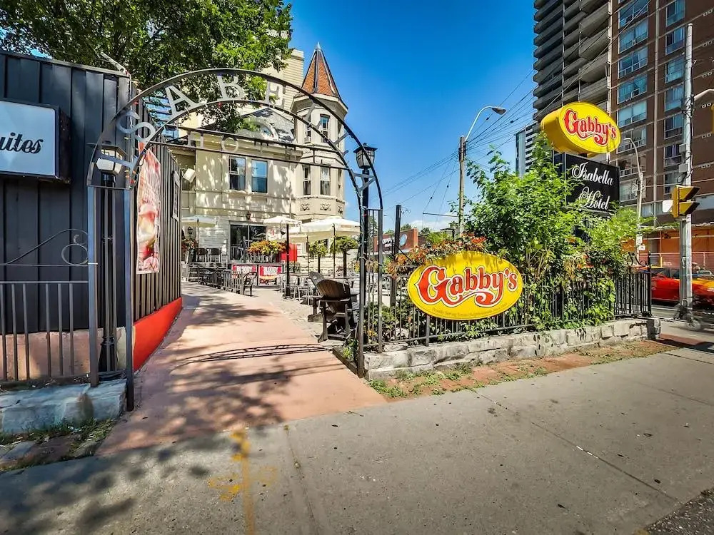 Isabella Hotel & Suites