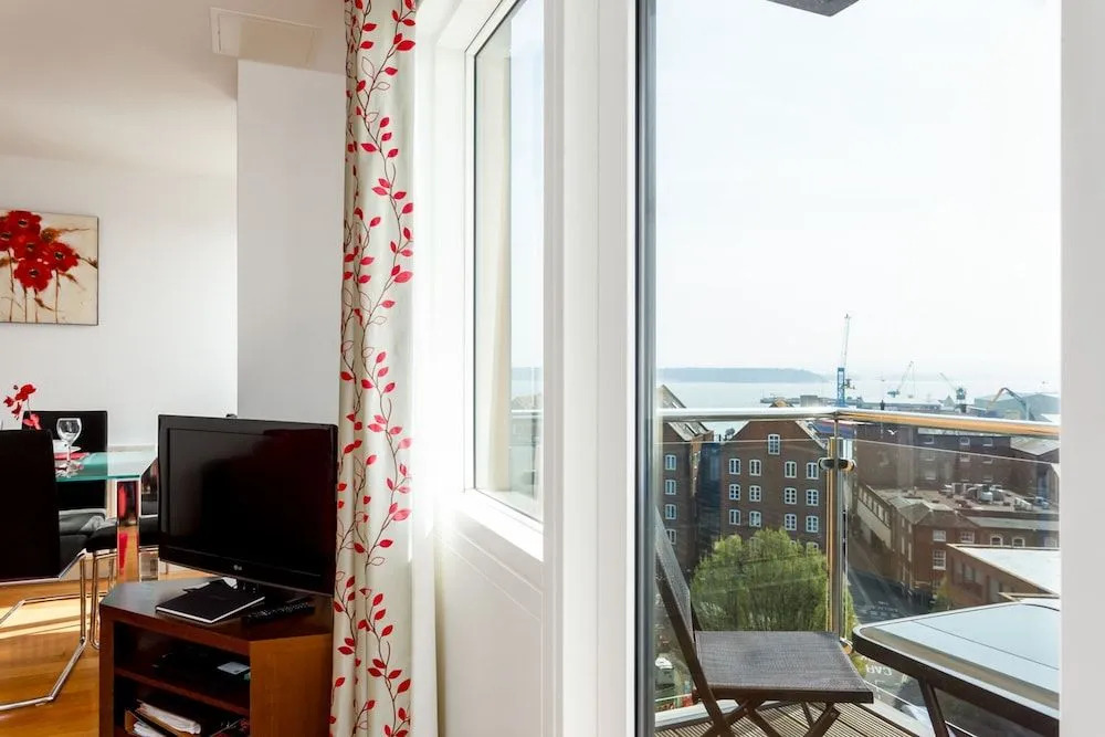 Purbecks - Superb views to Poole Harbour and Purbeck Hills
