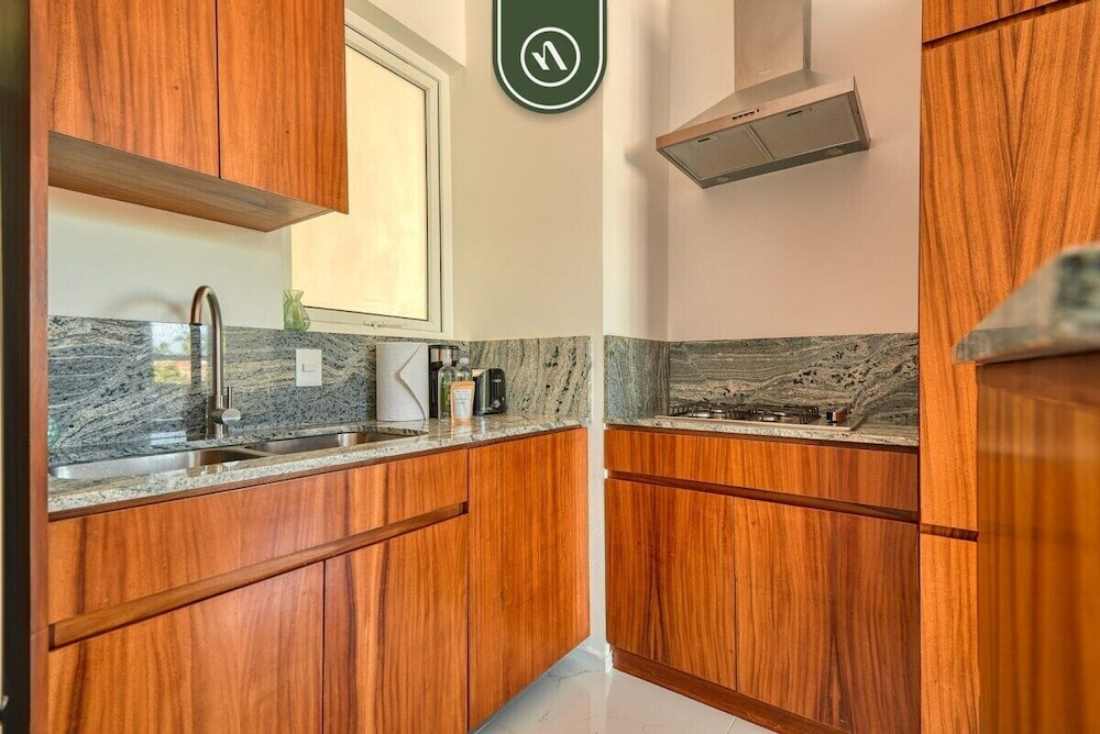 Equipped 2BR Condo in Versalles - Pool - King Bed