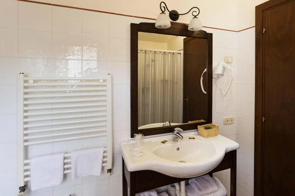 Apartment in Magliano with bar