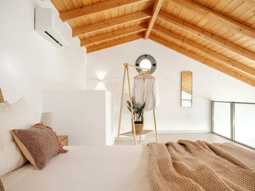 Alýria Sea Side Suites