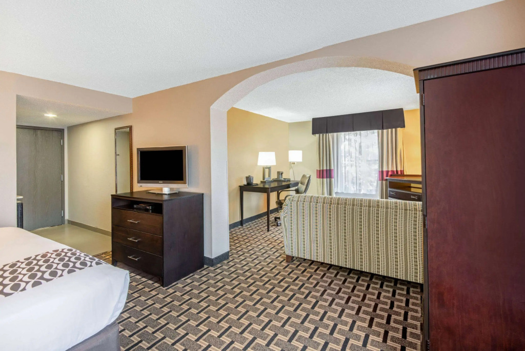 La Quinta by Wyndham Denison - North Lake Texoma