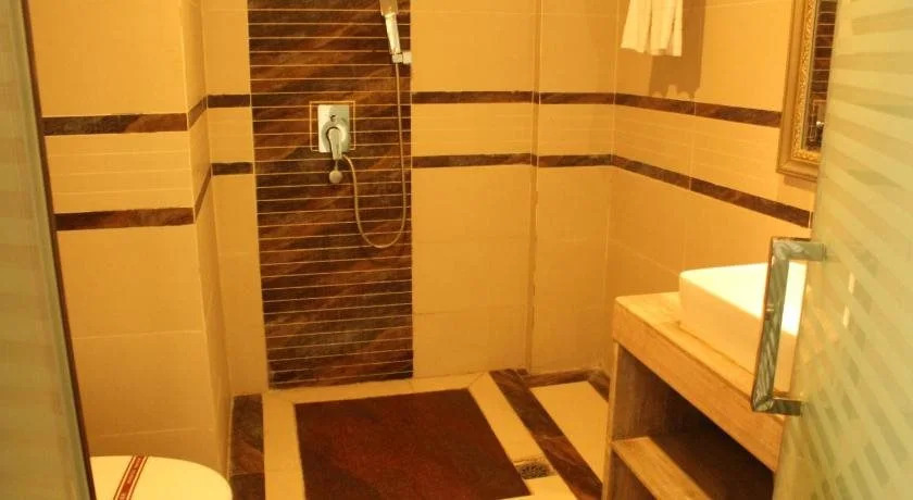 Golden Holiday International Hotel