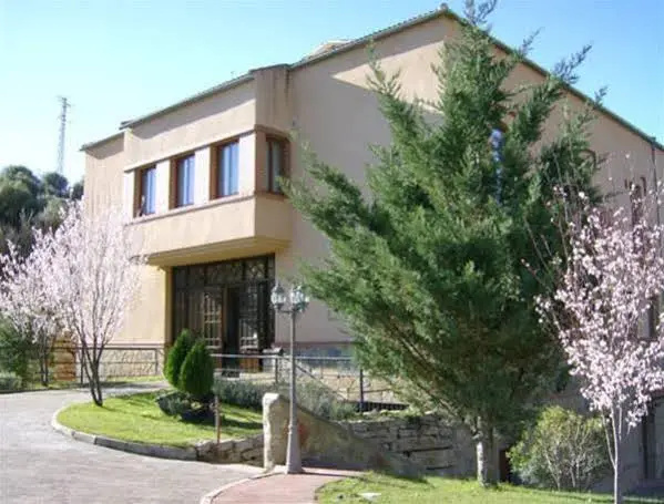 Hotel Rural Dehesilla