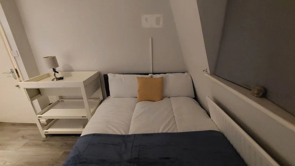 2-bed Apartment Sleeps 7 With Wi-fi