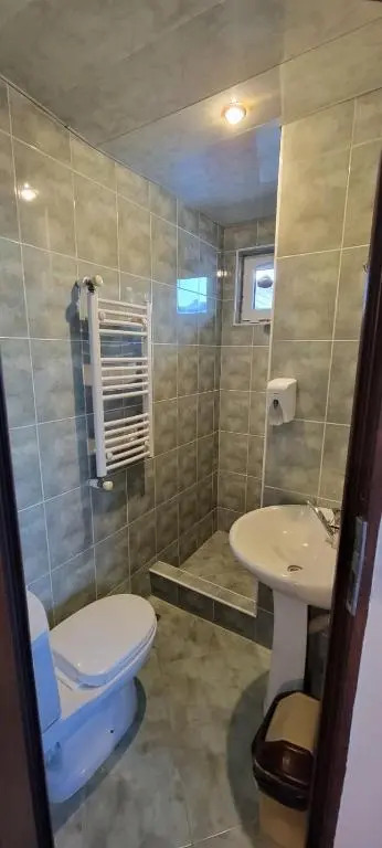 Hotel Edemi