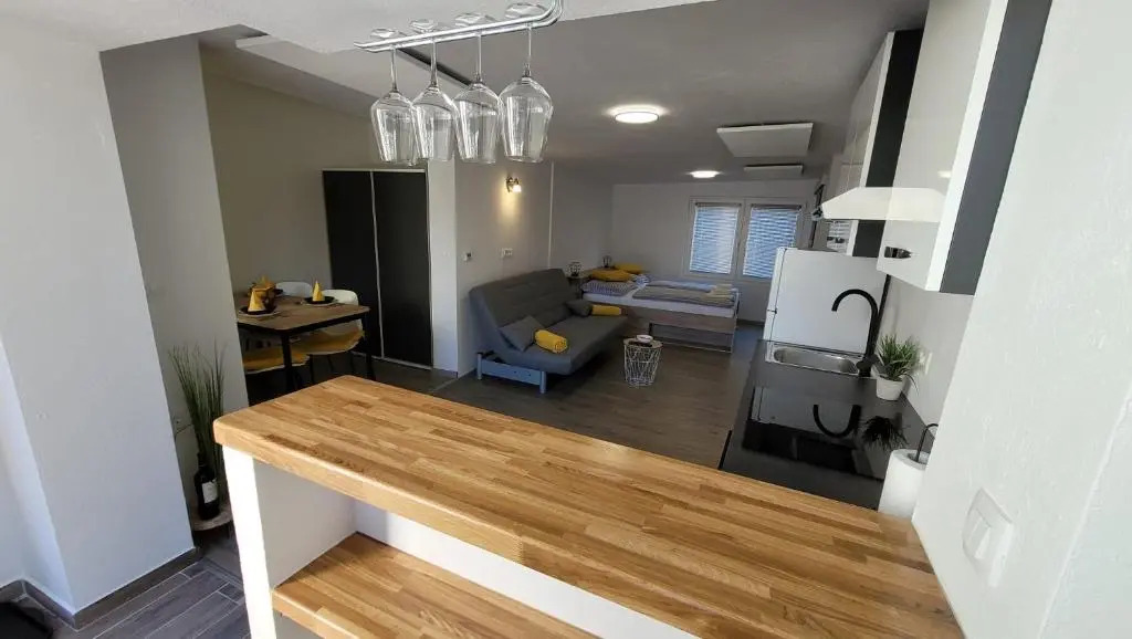 Apartmaji štAla