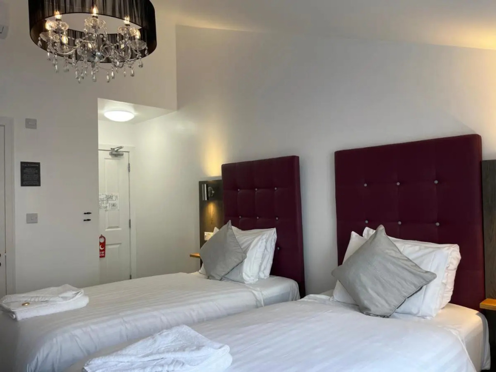 Kings Hotel