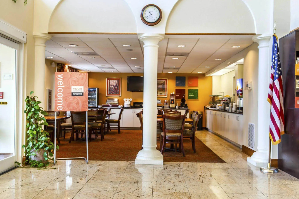 Comfort Suites Raleigh Walnut Creek