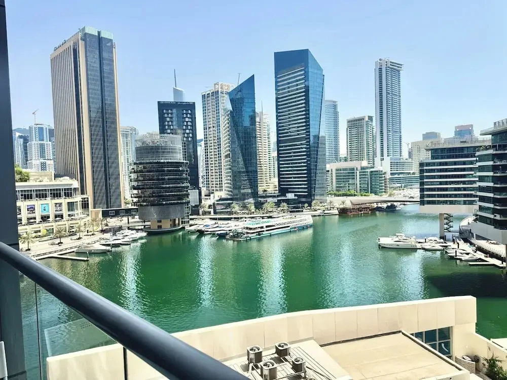 Venduras Bright 1BR in Heart of Marina