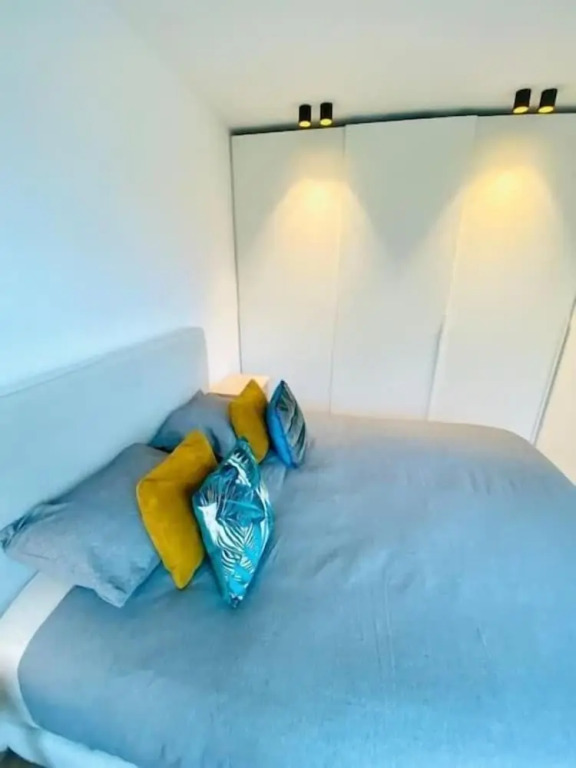 Luxury Brand New Flat w. Terrace&Parking