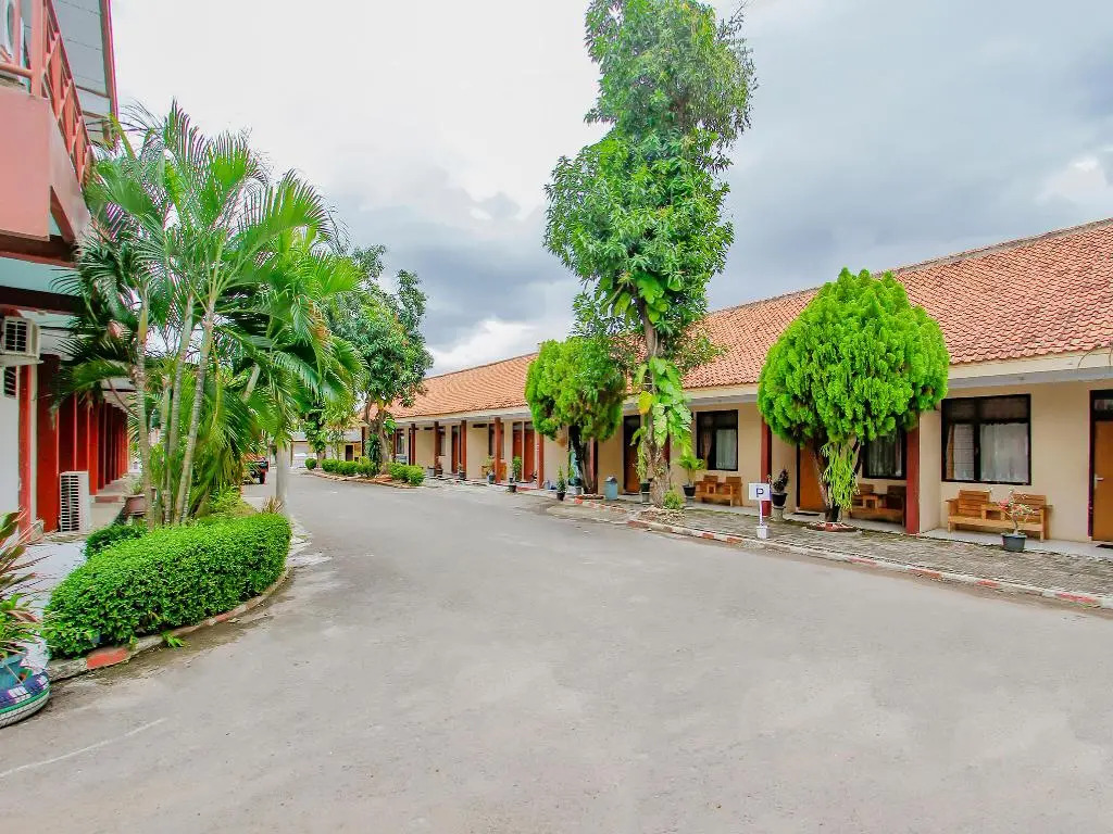 Hotel Karunia PKPRI