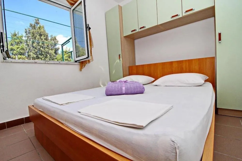Apartments Neven