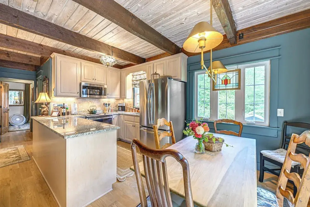 Enchanting Highlands Cottage w/ Pond & Waterfall