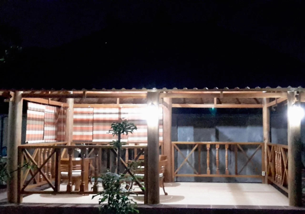 Whiterose Guesthouse