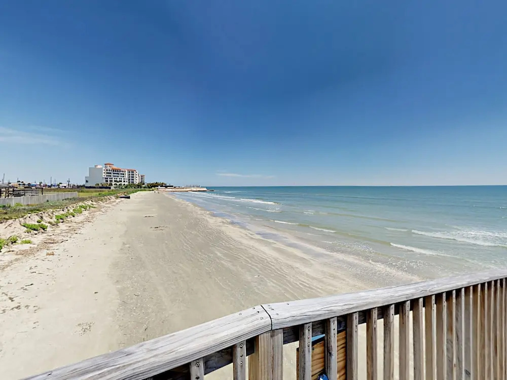 Alwaysunny Condo Unit 2115 2 Bedrooms 1.5 Bathroom Condo