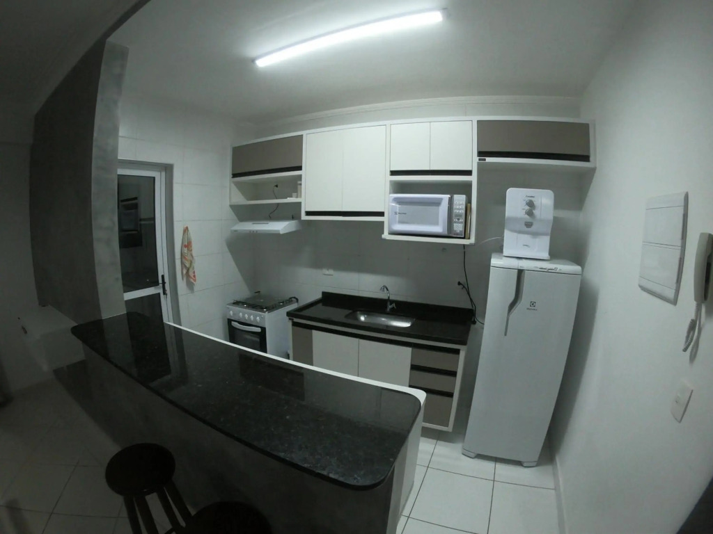 Beach House Itaguá Apartamento 1 - Em Ubatuba a 300m da orla mais charmosa, com excelente localização