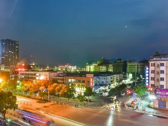 Homeinn · neo (Guilin High-Speed North Railway Station)