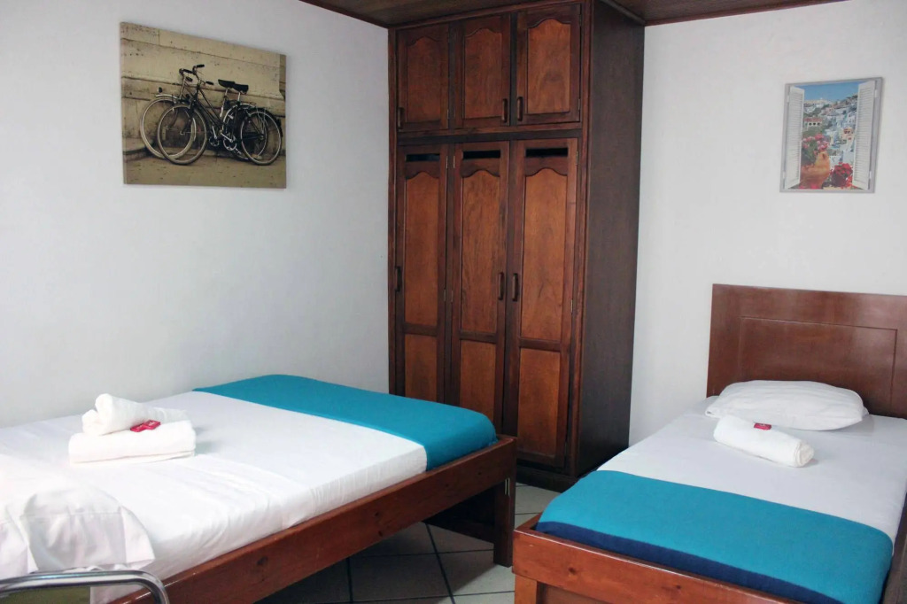 Pasadena Hostel