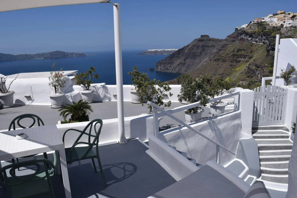 Revelis Villa & Canava