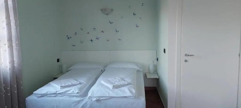 Eden Guest House Colico
