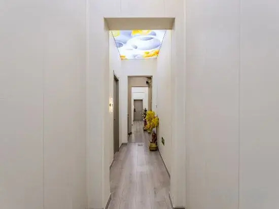 Huashijian Homestay (Shizi Street Luoqi Ancient City Branch)