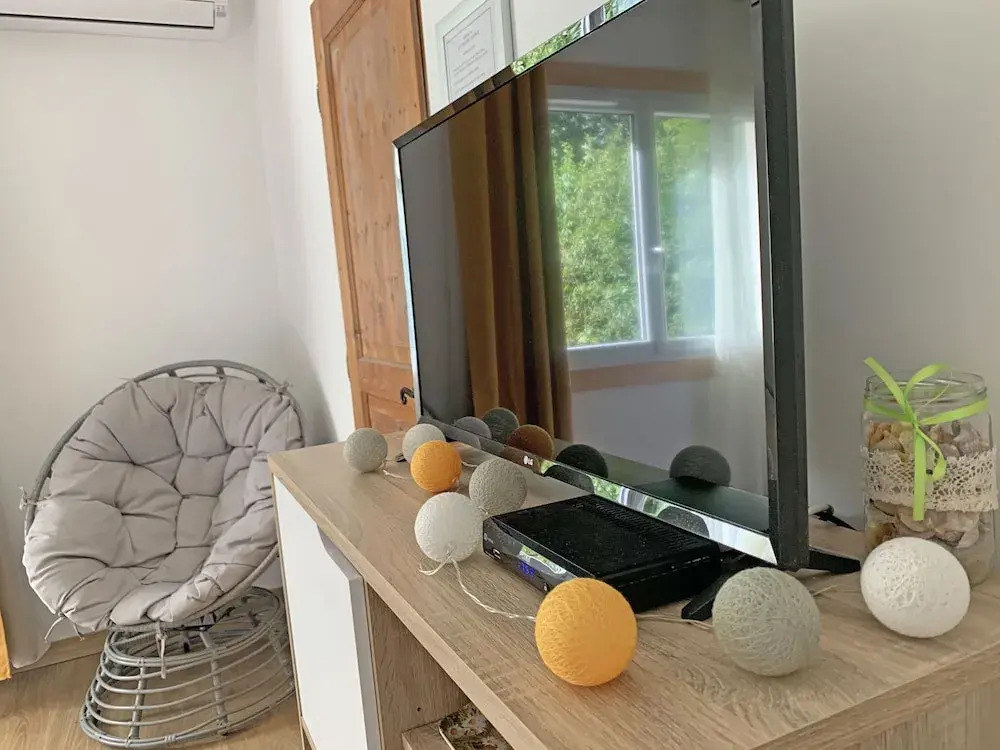 Chambres dHôtes avec cuisine au lac de la Raviège - Les Tables Aux Vaches