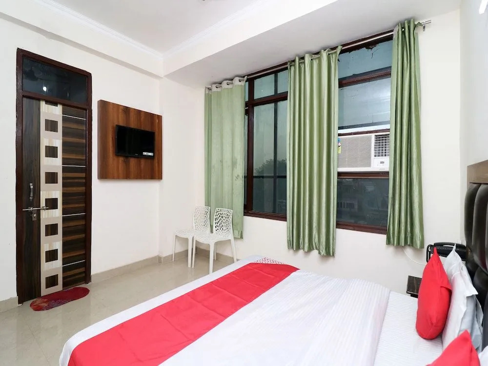 Oyo 24958 Hotel Dayal