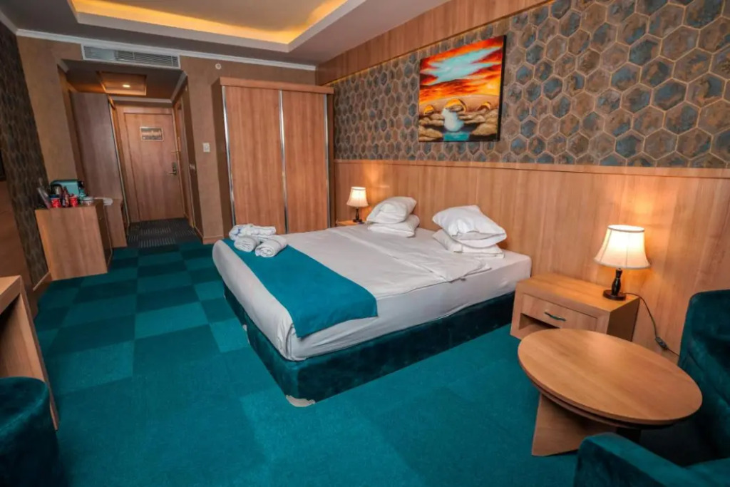 Sipan Luxury Hotel