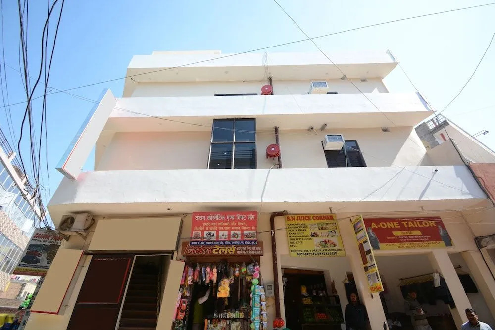 OYO 30743 Hotel Himalayan