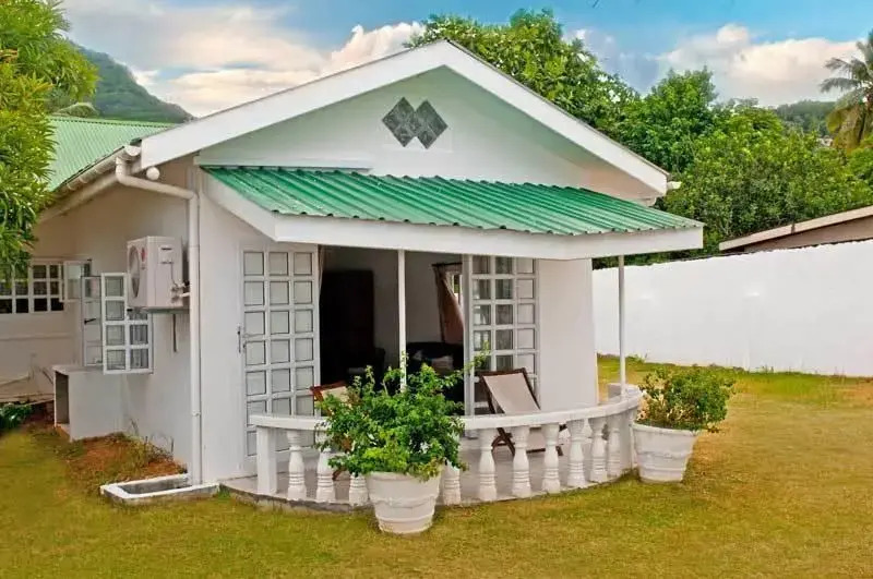 Manivelle Self Catering