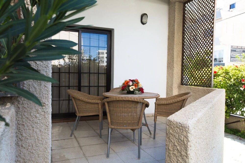Laila's Luxury Promenade Villa