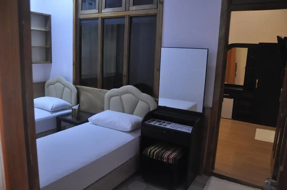 Rasdhoo Coralville