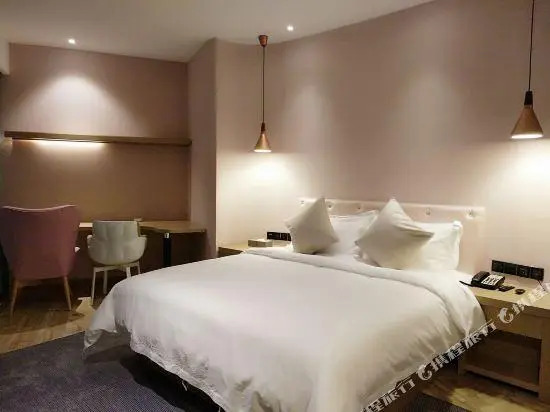 Sanchuan Classic Hotel
