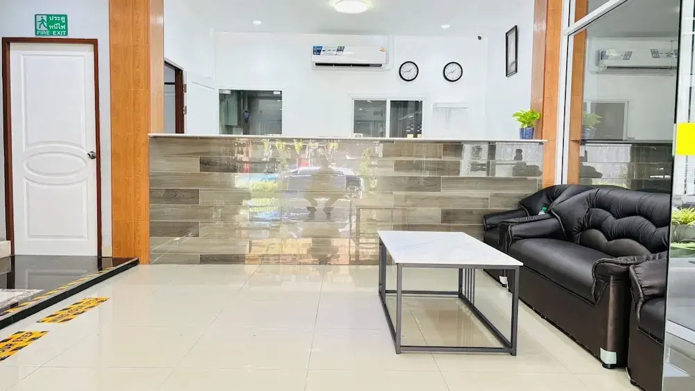 Royal Star Suites pattaya